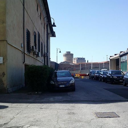 Affittacamere " Il Porto " Livorno Exterior photo